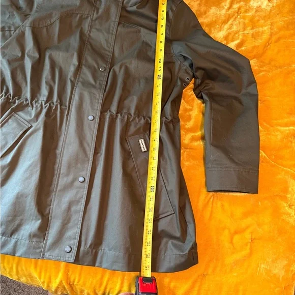 Olive Green Women's Hunter Rain Jacket - Picture 4 of 6